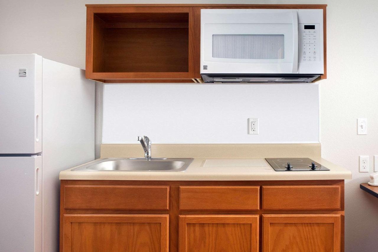 Woodspring Suites Chicago Darien Экстерьер фото