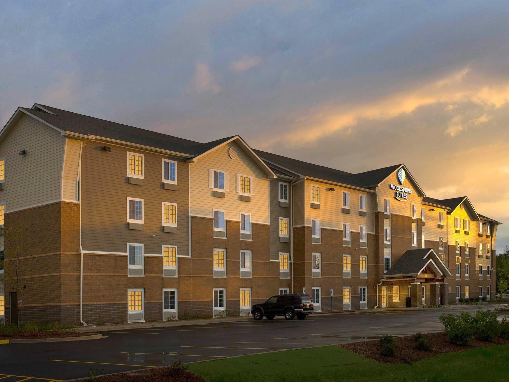 Woodspring Suites Chicago Darien Экстерьер фото