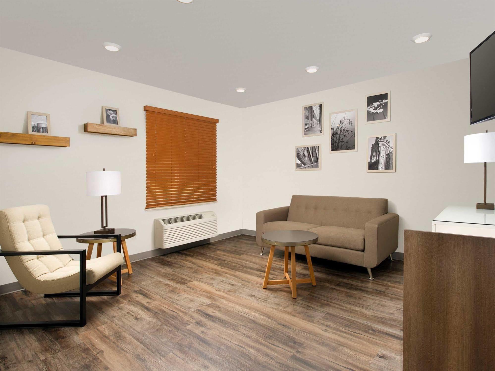 Woodspring Suites Chicago Darien Экстерьер фото