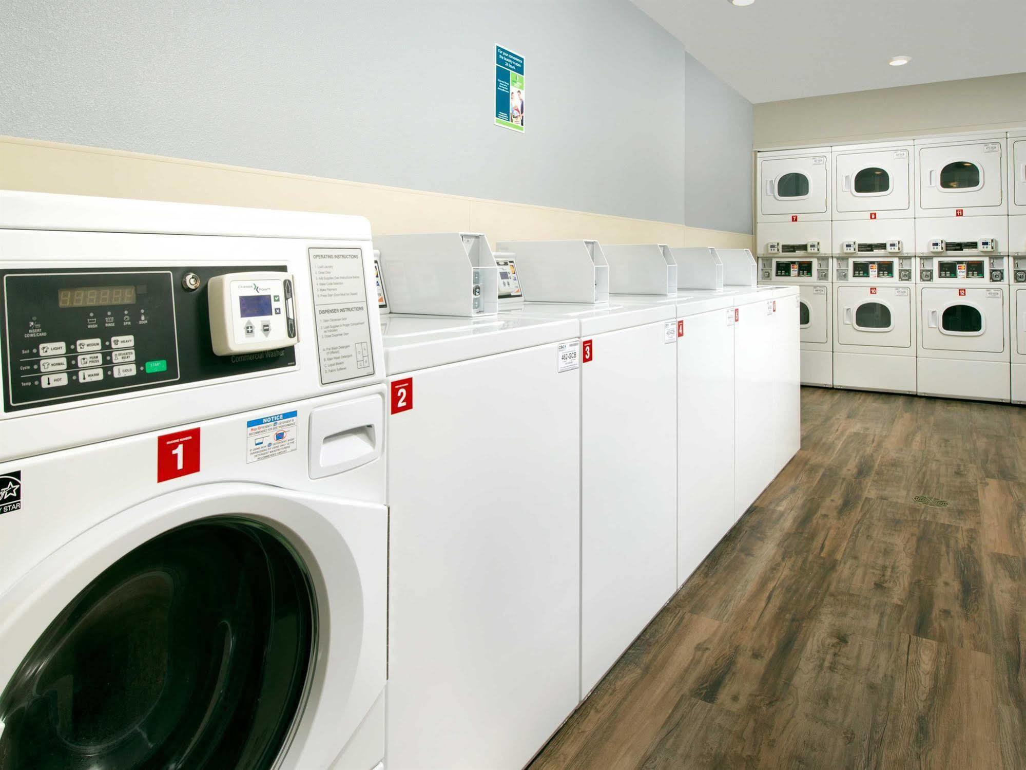 Woodspring Suites Chicago Darien Экстерьер фото