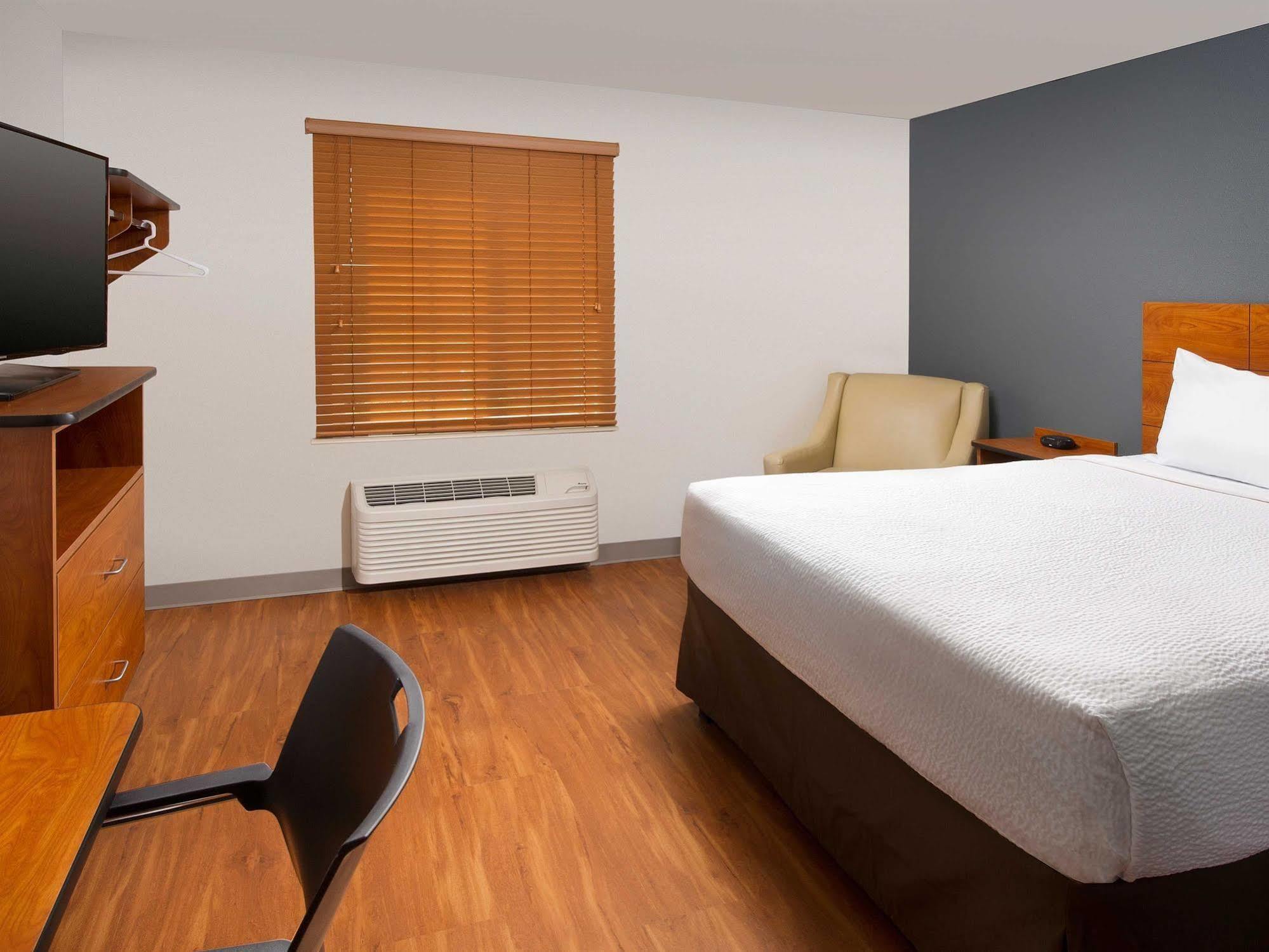 Woodspring Suites Chicago Darien Экстерьер фото